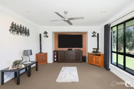 Property photo of 14 Crystal Court Barmaryee QLD 4703