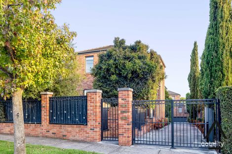 Property photo of 1/8 Mowbray Street Hawthorn East VIC 3123