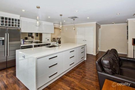Property photo of 5 Orchard Walk Strathfieldsaye VIC 3551
