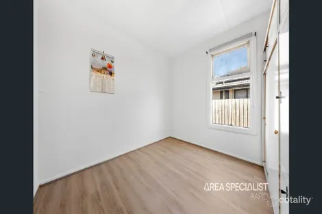 Property photo of 4 Murray Court Cranbourne VIC 3977