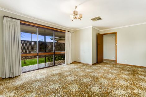 Property photo of 8 Crusoe Road Kangaroo Flat VIC 3555