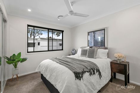 Property photo of 8 April Crescent Bridgeman Downs QLD 4035