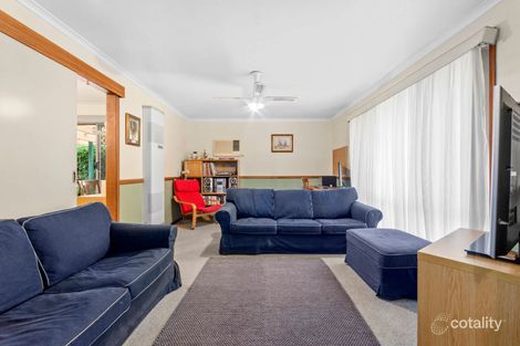 Property photo of 8 Crozier Court St Albans Park VIC 3219
