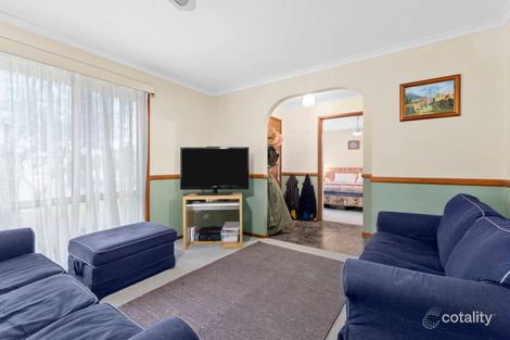 Property photo of 8 Crozier Court St Albans Park VIC 3219