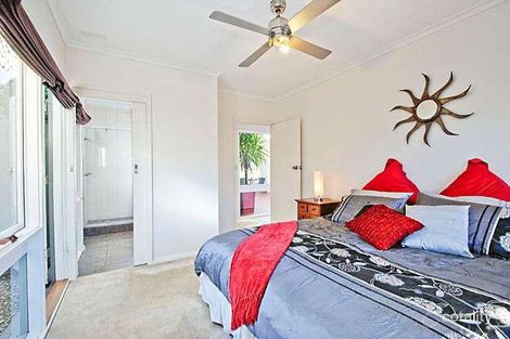 Property photo of 11 Greendale Road Bentleigh East VIC 3165