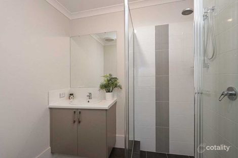 Property photo of 22 Caraway Street Treeby WA 6164