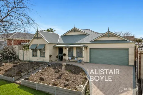 40 Tantallon Bvd, Beaconsfield, VIC 3807