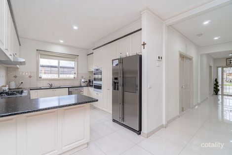 Property photo of 8 Mayfield Mews Roxburgh Park VIC 3064