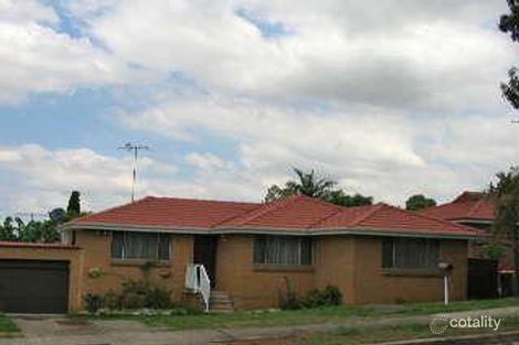 7 Maugham Cres, Wetherill Park, NSW 2164