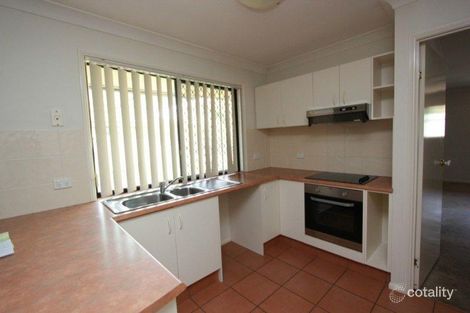 Property photo of 8 Penina Place Oxley QLD 4075