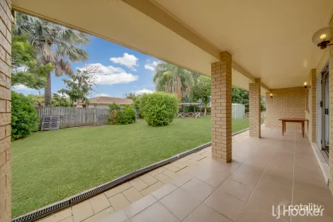 Property photo of 5 Keppel Avenue Clinton QLD 4680