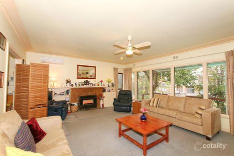 Property photo of 32 Glenview Road Doncaster East VIC 3109