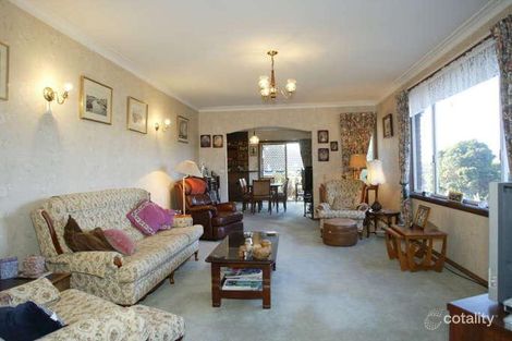Property photo of 26 Sherwood Crescent Dandenong North VIC 3175