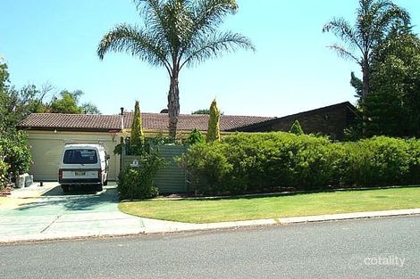 35 Lakeview Dr, Edgewater, WA 6027