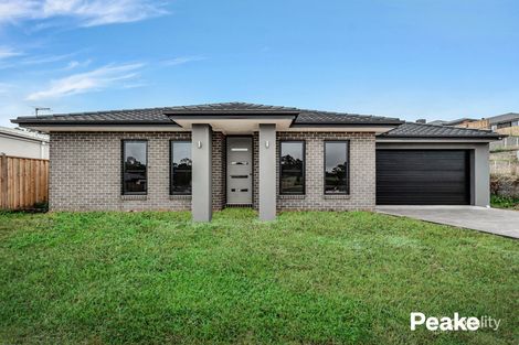 30 Illawarra Bvd, Drouin, VIC 3818