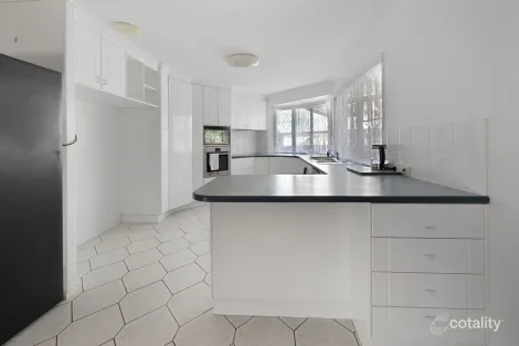 Property photo of 39 Poole Street Sarina Beach QLD 4737