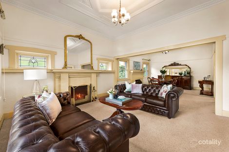 Property photo of 53 Durham Road Surrey Hills VIC 3127