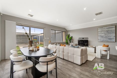 Property photo of 45 Vignerons Loop Hocking WA 6065