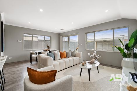 Property photo of 45 Vignerons Loop Hocking WA 6065