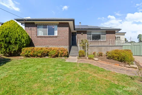 Property photo of 15 Laura Place Karabar NSW 2620