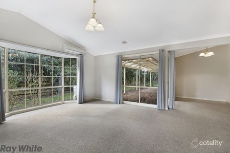 Property photo of 6 Garden Place Romsey VIC 3434