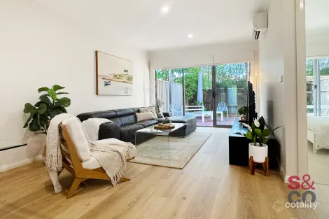 Property photo of 3/10 Tasman Place Lyons ACT 2606