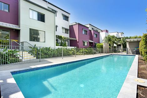 40/2 Acacia Ct, Robina, QLD 4226