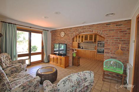 Property photo of 122 Douglas Close Carwoola NSW 2620