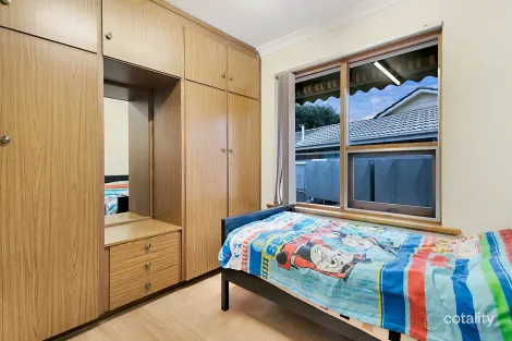 Property photo of 33 Landseer Crescent Dernancourt SA 5075