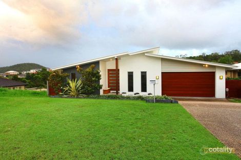 9 Ainslie St, Pacific Pines, QLD 4211