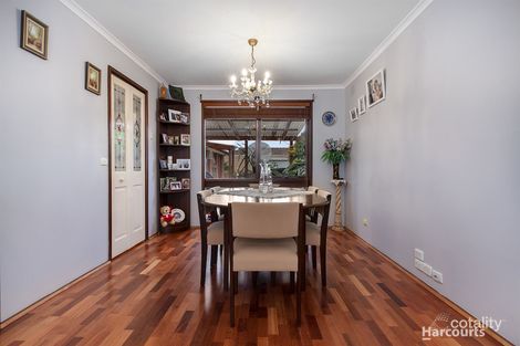 Property photo of 72 Daniel Solander Drive Endeavour Hills VIC 3802
