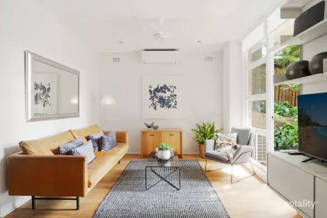 18/22 New Beach Rd, Darling Point, NSW 2027