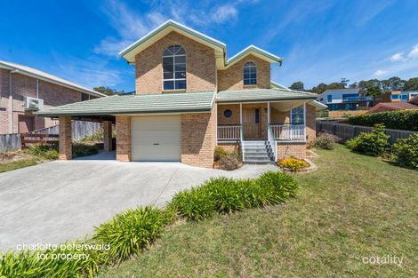 18 Clearwater Ct, Blackmans Bay, TAS 7052