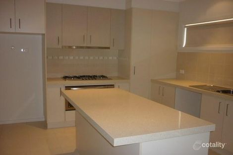 Property photo of 23 Gippsland Way Craigieburn VIC 3064