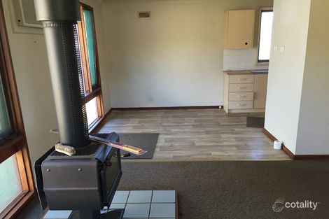 Property photo of 6 Heath Crescent Griffith NSW 2680