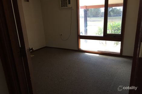 Property photo of 6 Heath Crescent Griffith NSW 2680