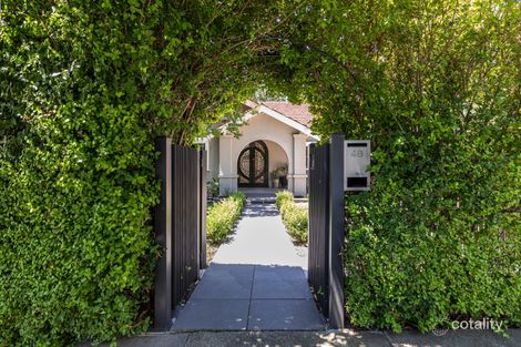 Property photo of 48 Oswin Street Kew East VIC 3102