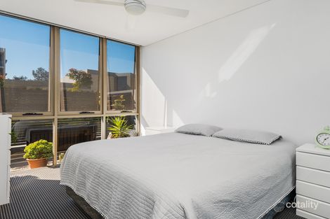 Property photo of 34/6 Firetail Drive Warriewood NSW 2102