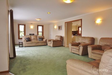 Property photo of 1 Avro Court Moe VIC 3825