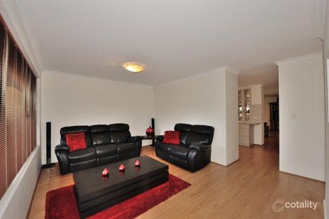 Property photo of 10 Darwin Place Warnbro WA 6169