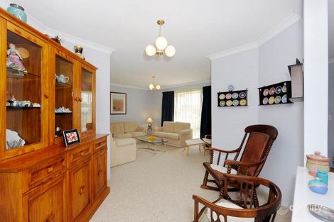 Property photo of 5 Fairway Crescent Meadow Springs WA 6210