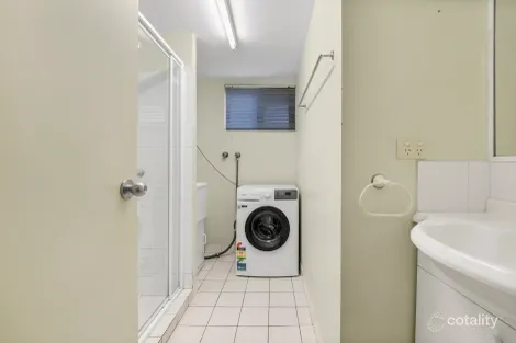 Property photo of 1/75 Thorn Street Kangaroo Point QLD 4169