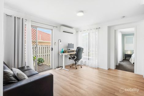 Property photo of 33 Inwood Circuit Merrimac QLD 4226