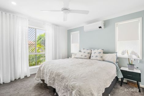 Property photo of 33 Inwood Circuit Merrimac QLD 4226