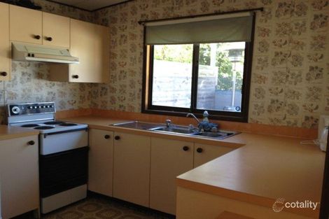 Property photo of 40 Acacia Street Fishermans Paradise NSW 2539