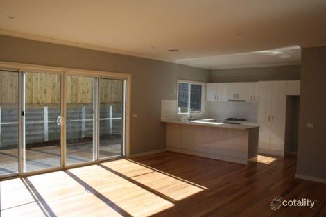 Property photo of 4 Bella Vista Crescent Healesville VIC 3777