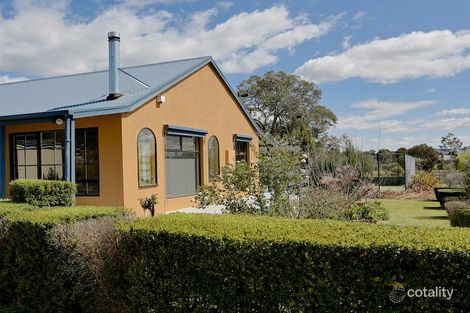 Property photo of 16 Griffin Avenue Mansfield VIC 3722