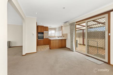 Property photo of 2/6 Lake Street Wendouree VIC 3355