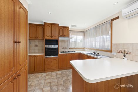 Property photo of 2/6 Lake Street Wendouree VIC 3355