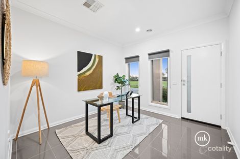 Property photo of 52 Adoquin Street Doreen VIC 3754
